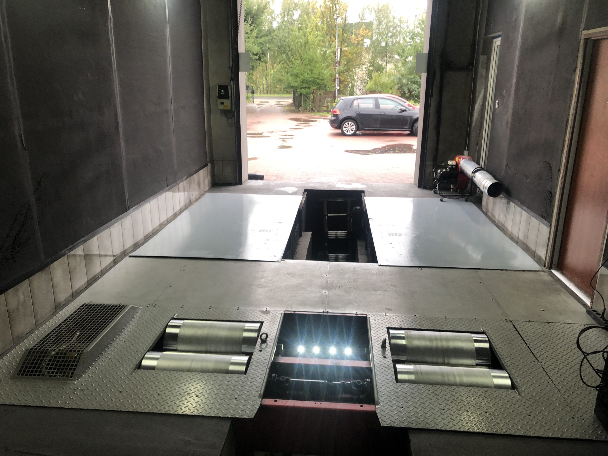Auto na hamowni